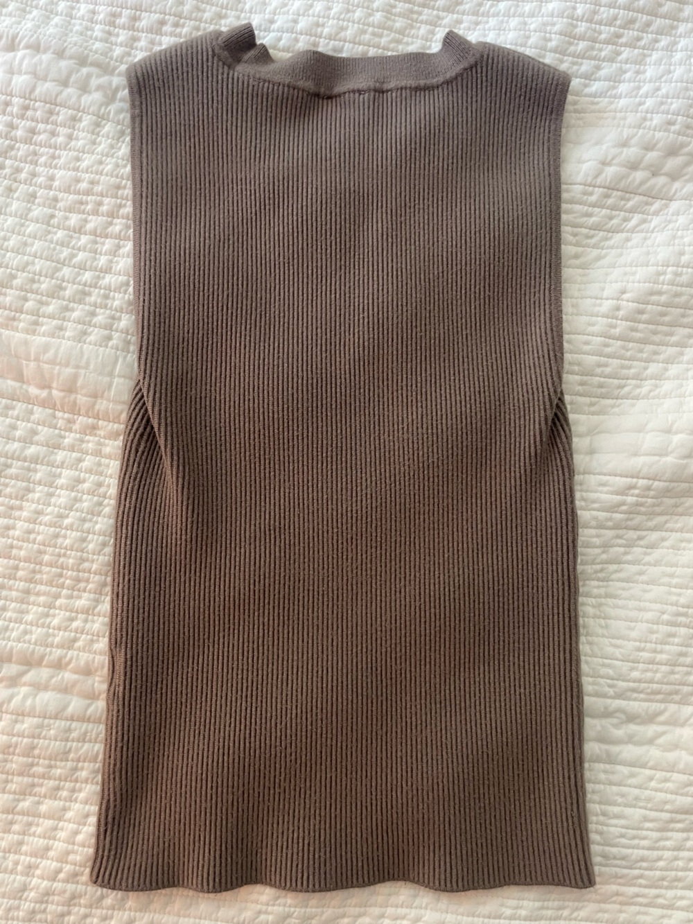 Abercrombie & Fitch Ribbed Sleeveless Tank Top - Brown - Picture 3 of 3